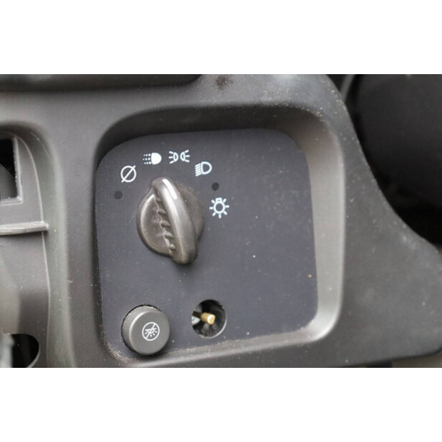 Chevrolet Express Cargo Van-41161783