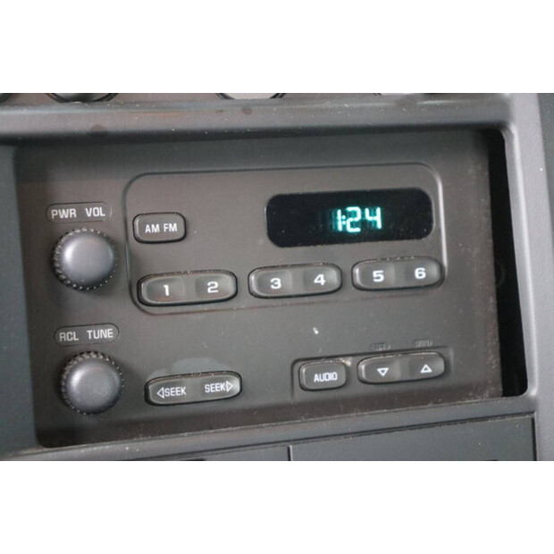 Chevrolet Express Cargo Van-41161788