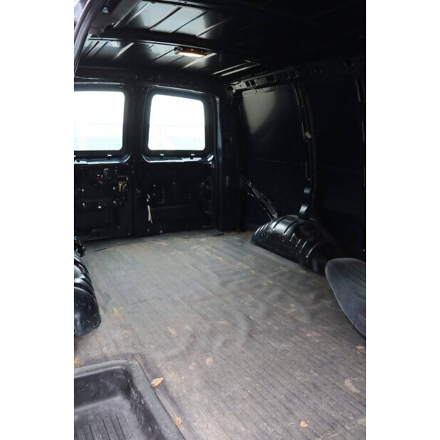 Chevrolet Express Cargo Van-41161795