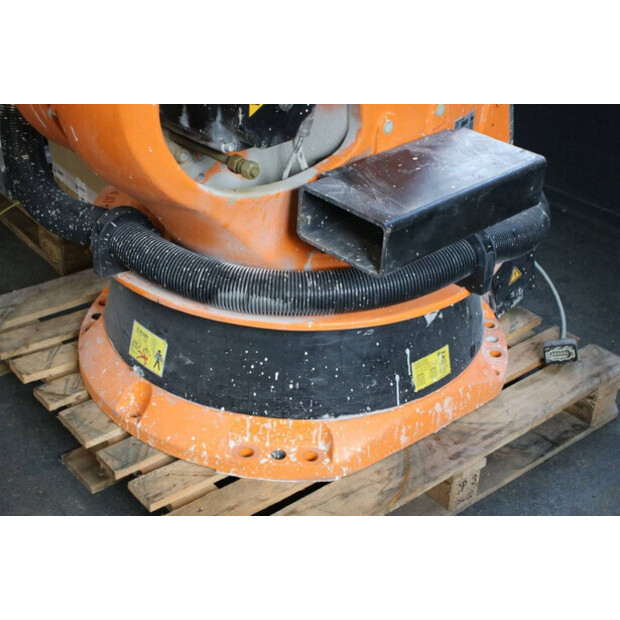 2013 UK KR 150-F 2000-41161822
