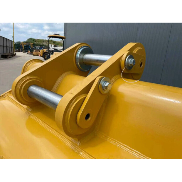 2025 Caterpillar 350 TB-41163007