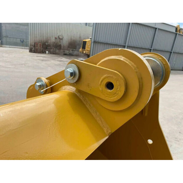 2025 Caterpillar 350 TB-41163015