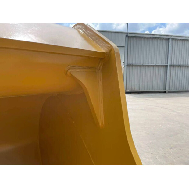 2025 Caterpillar 350 TB-41163016