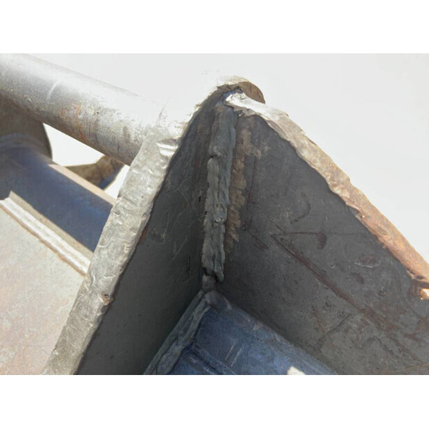 2012 اس ام بي S70-41163629