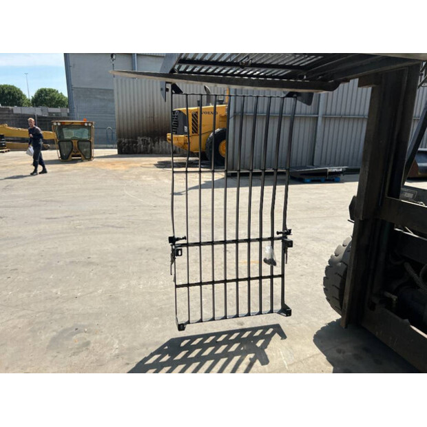 2016 Caterpillar 320F-41163759