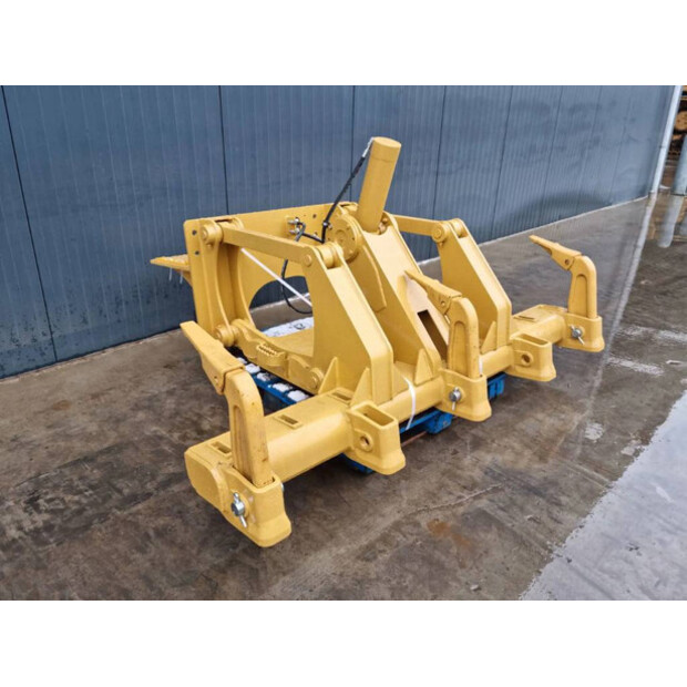2025 كاتربيلر 140GC-41163990