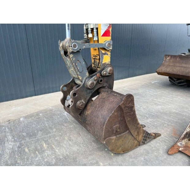 2013 Liebherr A 311 Litronic-41167782