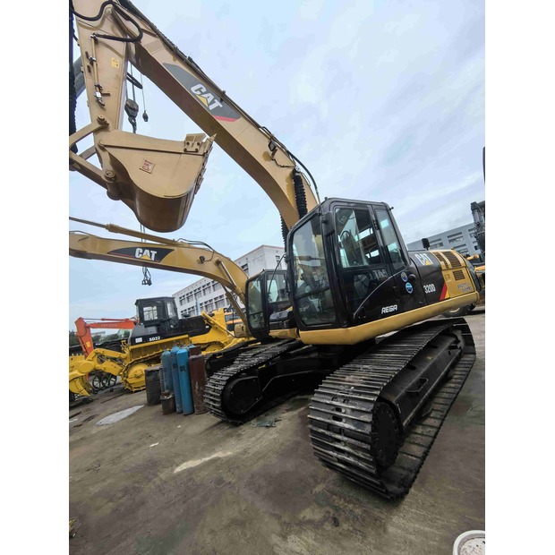 2022 Caterpillar 320D-41168379