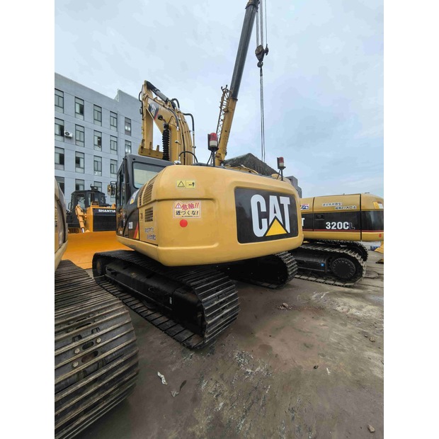 2022 Caterpillar 320D-41168385