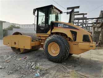 صورة ل رصاصات 2022 كاتربيلر CS683E
