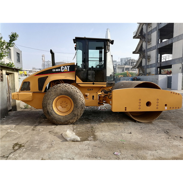 2022 Caterpillar CS683E-41168390