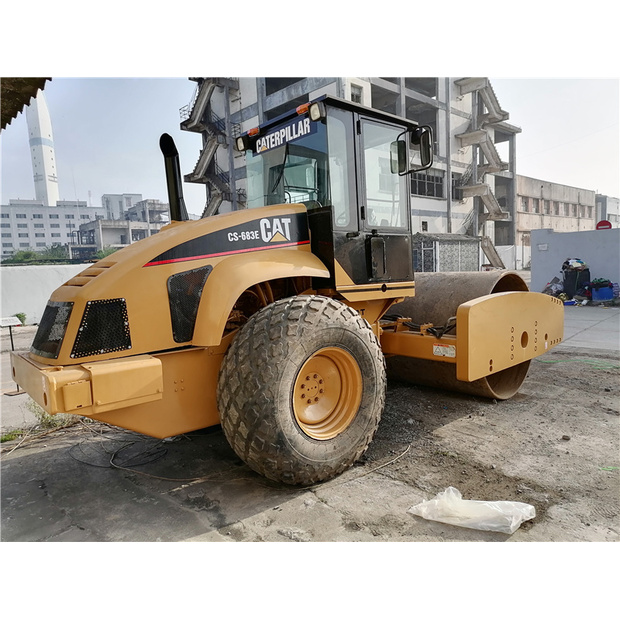 2022 Caterpillar CS683E-41168392