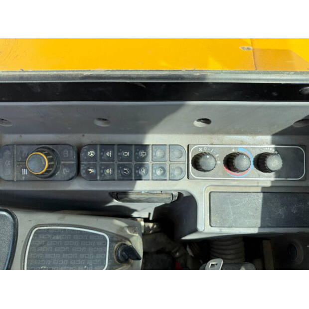 2018 جيه سي بي 48Z-1-41168936