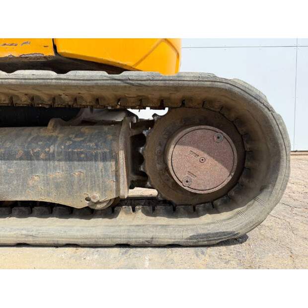 2018 جيه سي بي 48Z-1-41168946