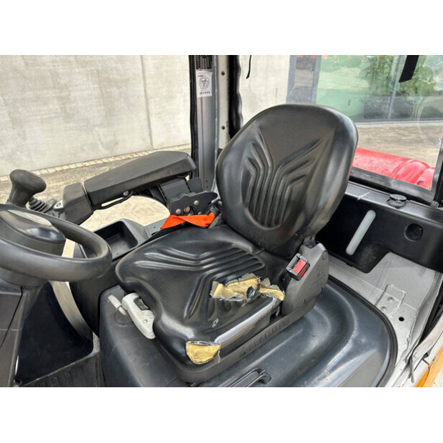 2010 Still RX70-16T-41169284