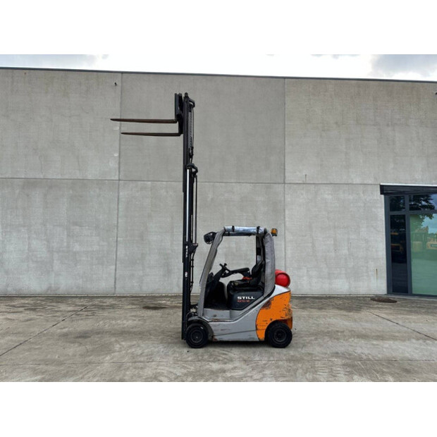 2010 Still RX70-16T-41169293