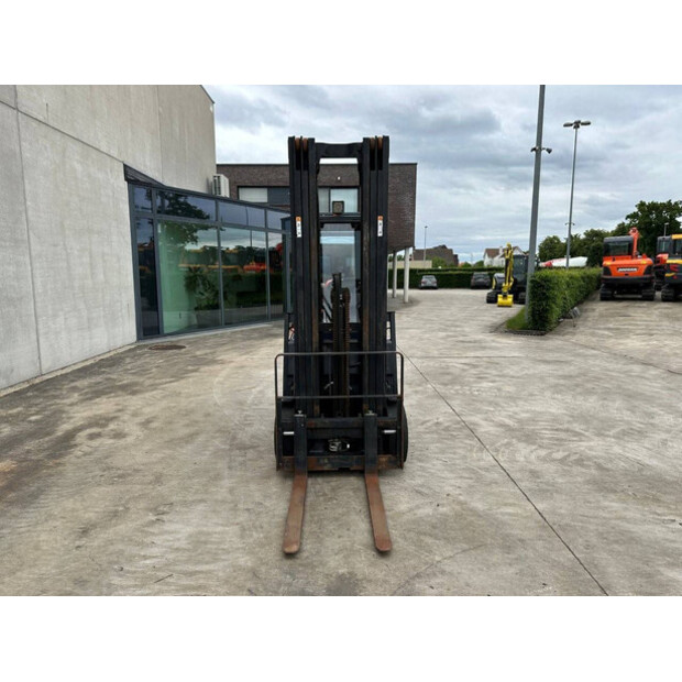 2017 دووسان GC20E-5-41169314