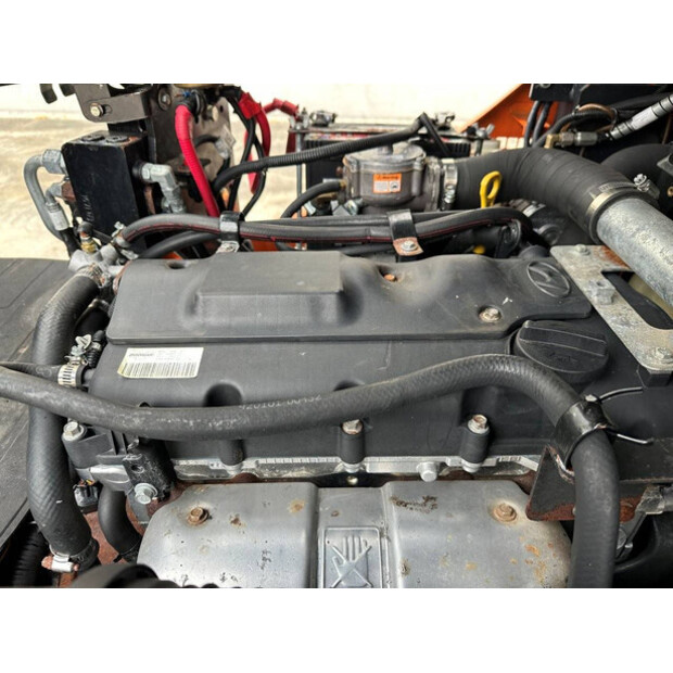 2017 دووسان GC20E-5-41169334