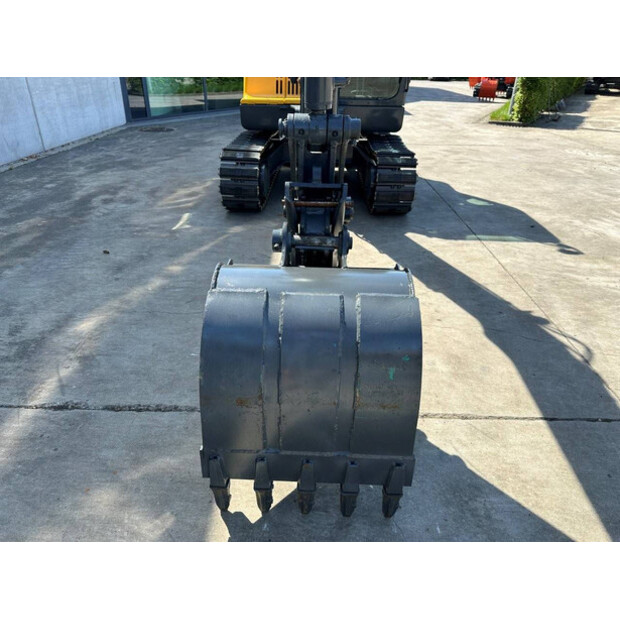 2019 فولفو EC55D-41169870