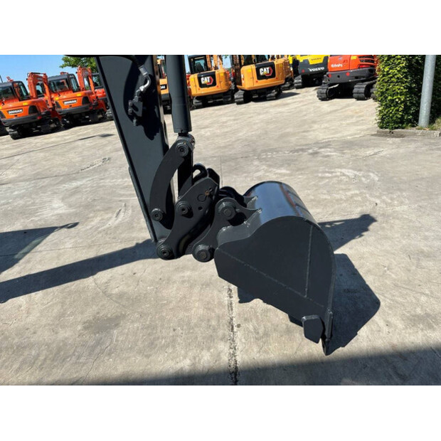 2019 فولفو EC55D-41169871