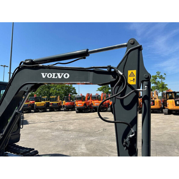 2019 فولفو EC55D-41169872