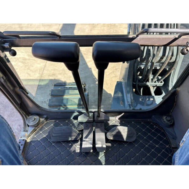 2019 فولفو EC55D-41169902