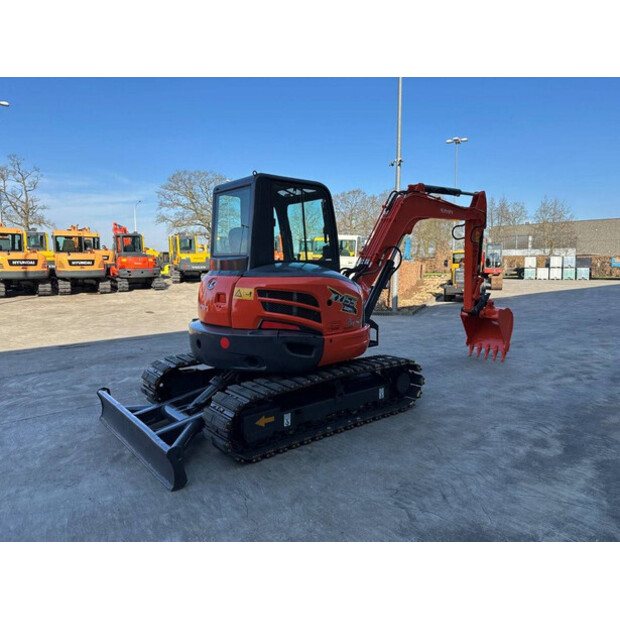 2017 KUBOTA KX155-5-41169957