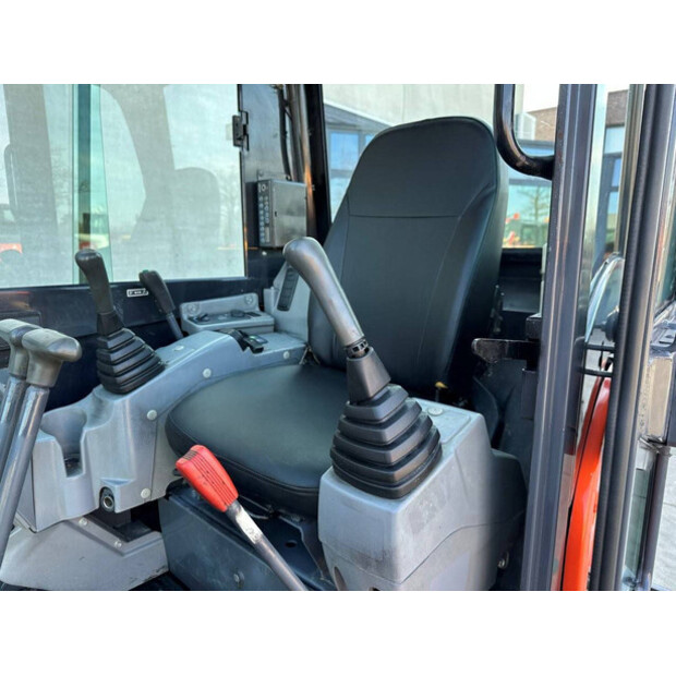 2017 KUBOTA KX155-5-41169990