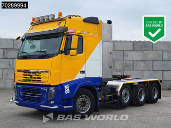صورة ل رؤوس شاحنات 2009 فولفو FH16 700