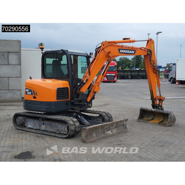 2021 Doosan DX63-3-41171066