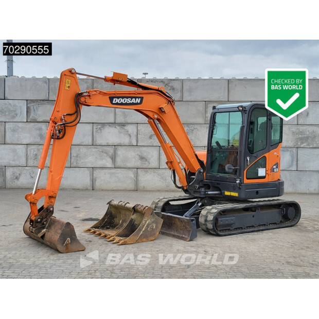 2021 Doosan DX63-3-41171335