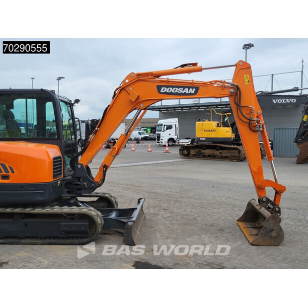 2021 Doosan DX63-3-41171343