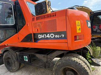 صورة ل حفارات بعجلات 2021 دايو / دوسان DH140W-7 للبيع في الصّين