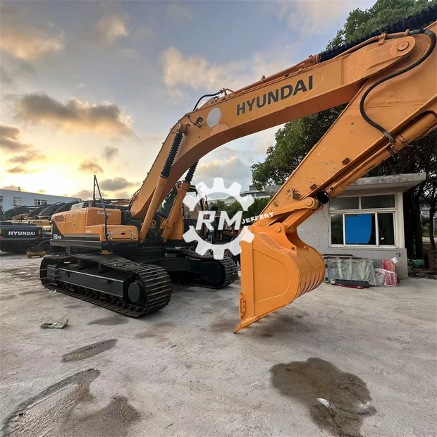 2020 Hyundai 330LC-9S-41184848