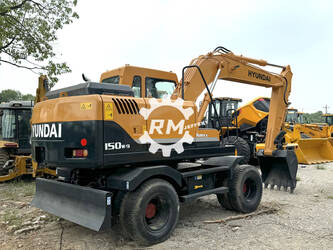 صورة ل حفارات بعجلات 2008 هيونداي 150W-7