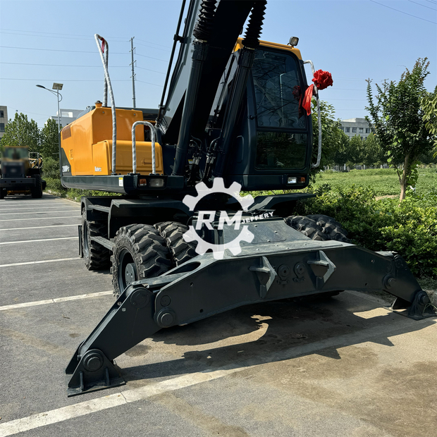 2021 Hyundai R210W-41184863