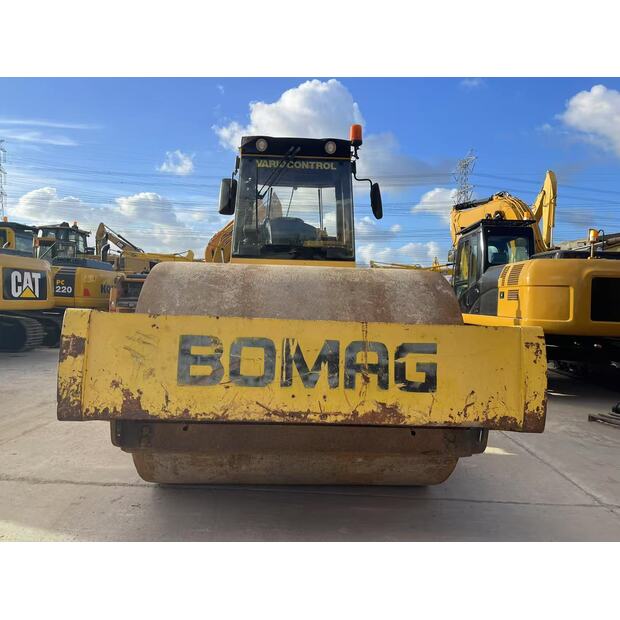 2021 BOMAG BW226-41185088