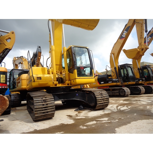 2020 Komatsu PC200-41185176