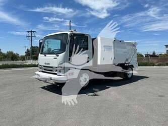 Image de BALAYEUSES 2025 Isuzu NQR