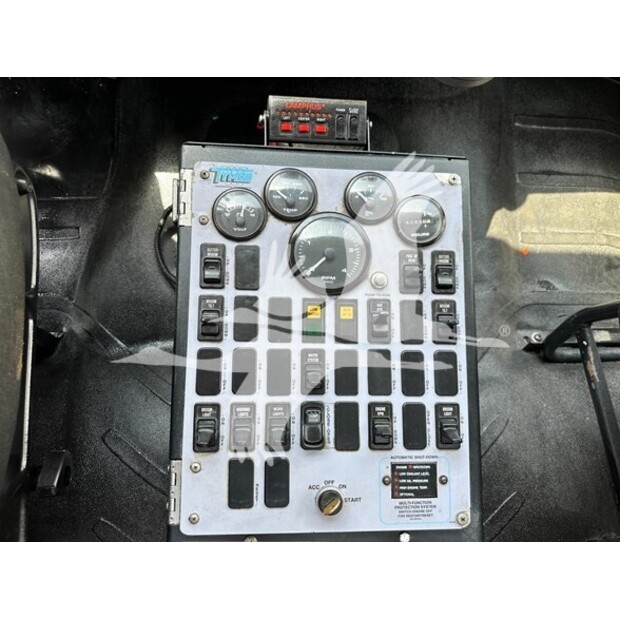 2018 Freightliner BUSINESS CLASS M2 106-41185246