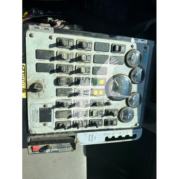 2018 فريتلاينر BUSINESS CLASS M2 106-41185263