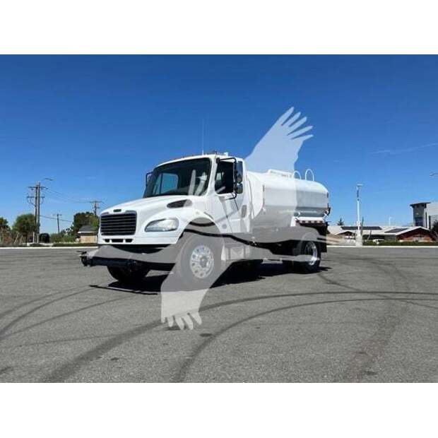 2016 Freightliner BUSINESS CLASS M2 106-41185271