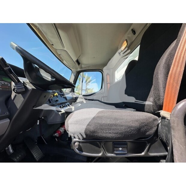 2016 فريتلاينر BUSINESS CLASS M2 100-41185318