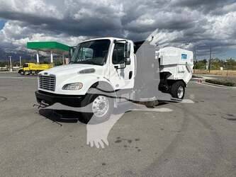 Image de BALAYEUSES 2015 Freightliner BUSINESS CLASS M2 106
