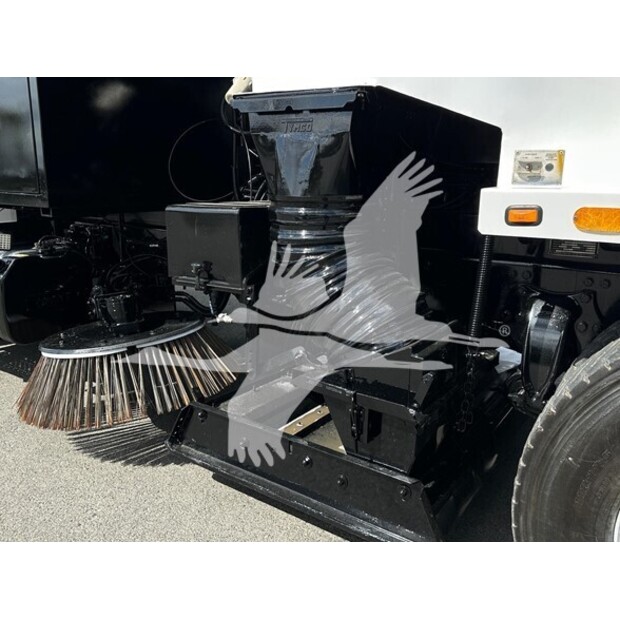 2015 Freightliner BUSINESS CLASS M2 106-41185352