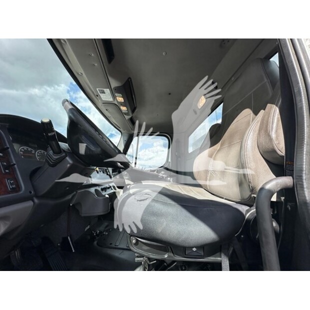 2015 Freightliner BUSINESS CLASS M2 106-41185357