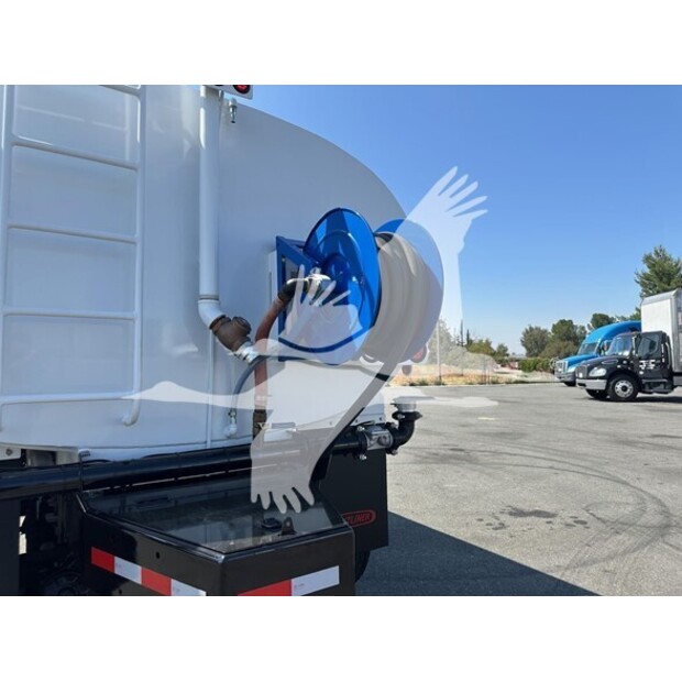 2015 Freightliner BUSINESS CLASS M2 112-41185371