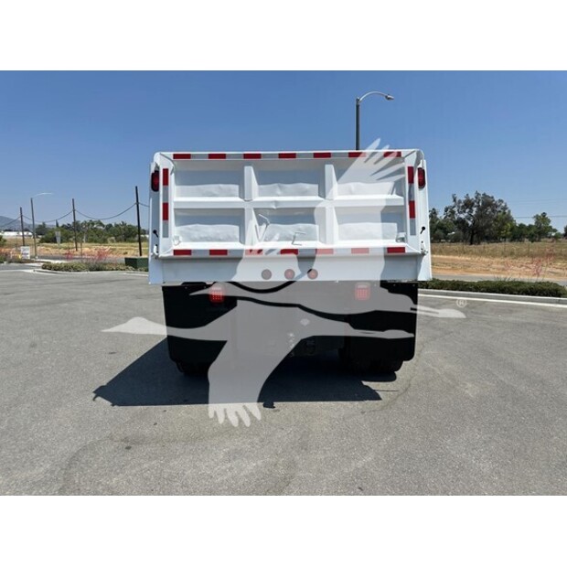 2002 GMC C6500-41185409