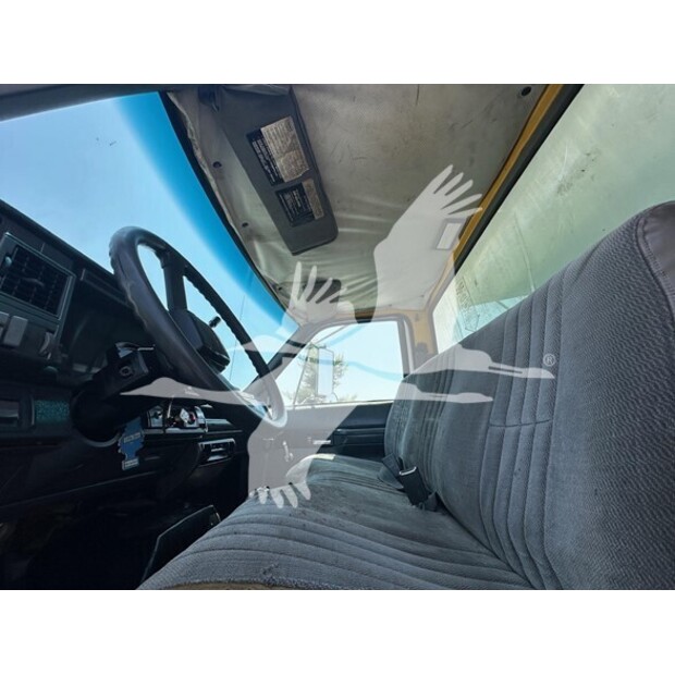 2002 GMC C6500-41185421