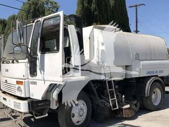 Image de BALAYEUSES 1999 STERLING L7500